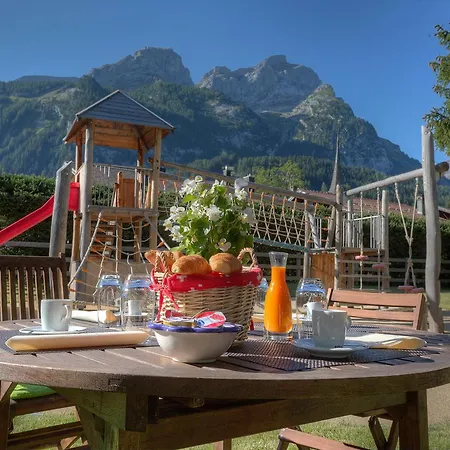 Hotel Sanetsch Gsteig