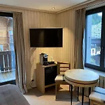 Hotel Sanetsch *
