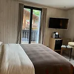 Hotel Sanetsch Gsteig