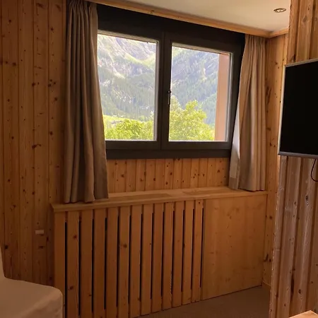 Hotel Sanetsch *